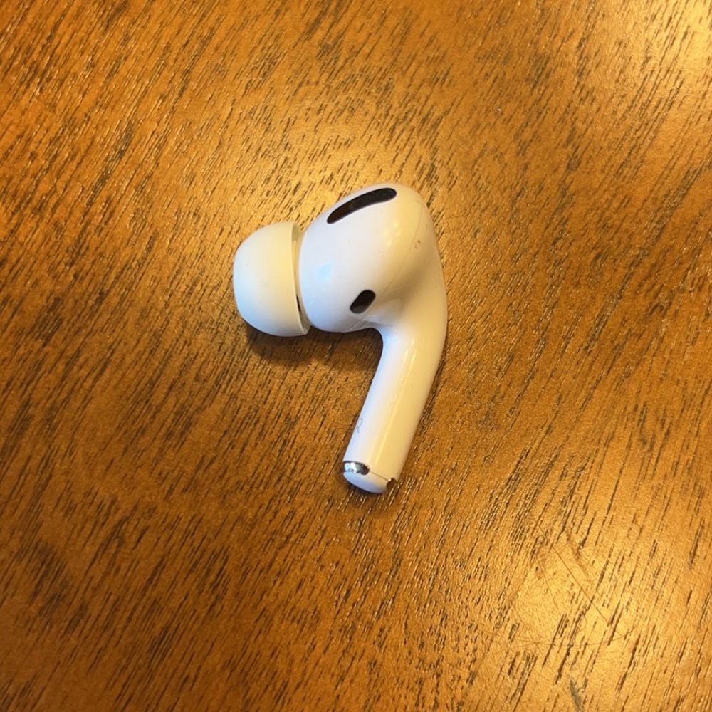 Right Airpod Pro